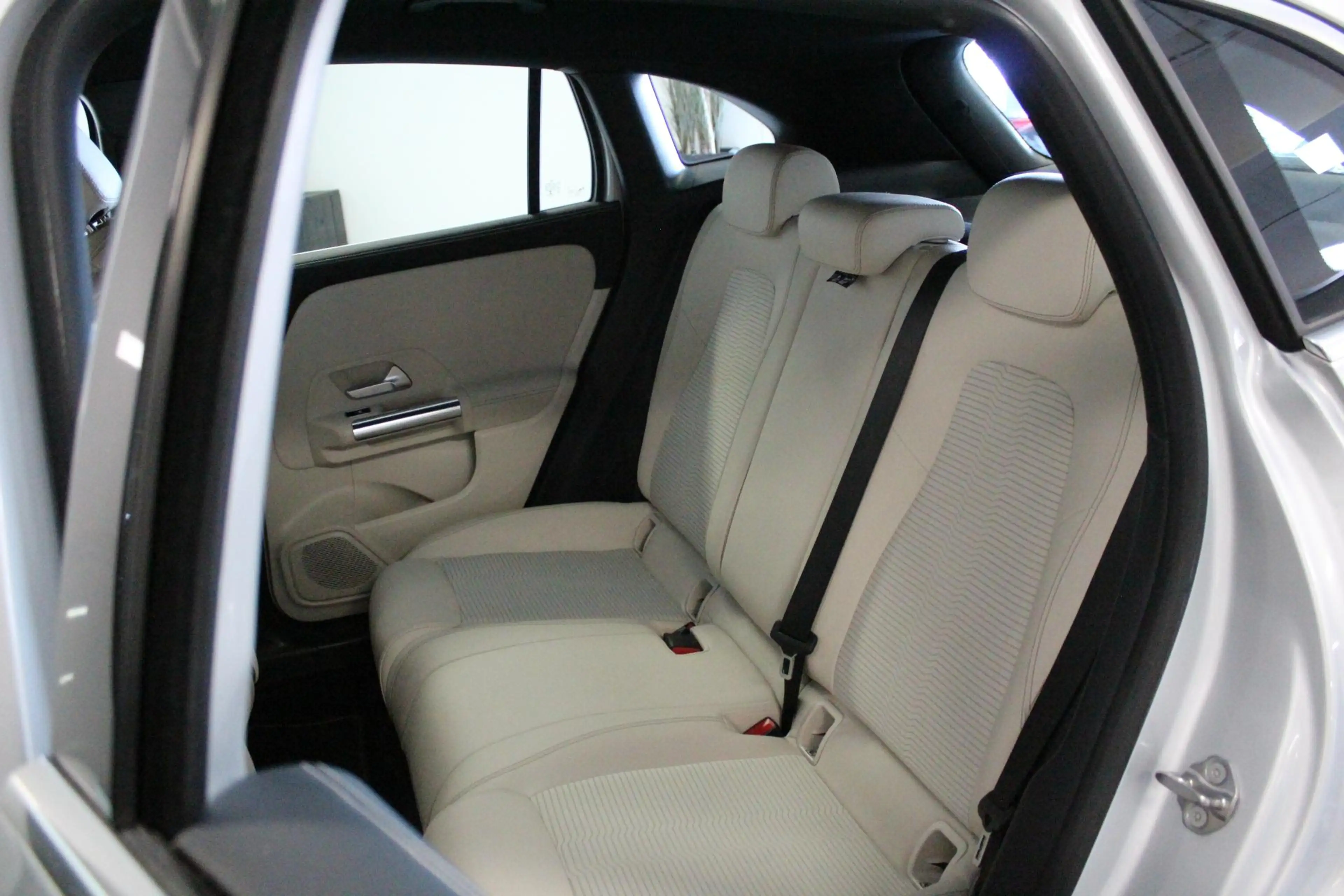 Mercedes-Benz GLA 250 e Progressive | NL-AUTO+N.A.P! | CLIMA | CAMERA | — photo 10