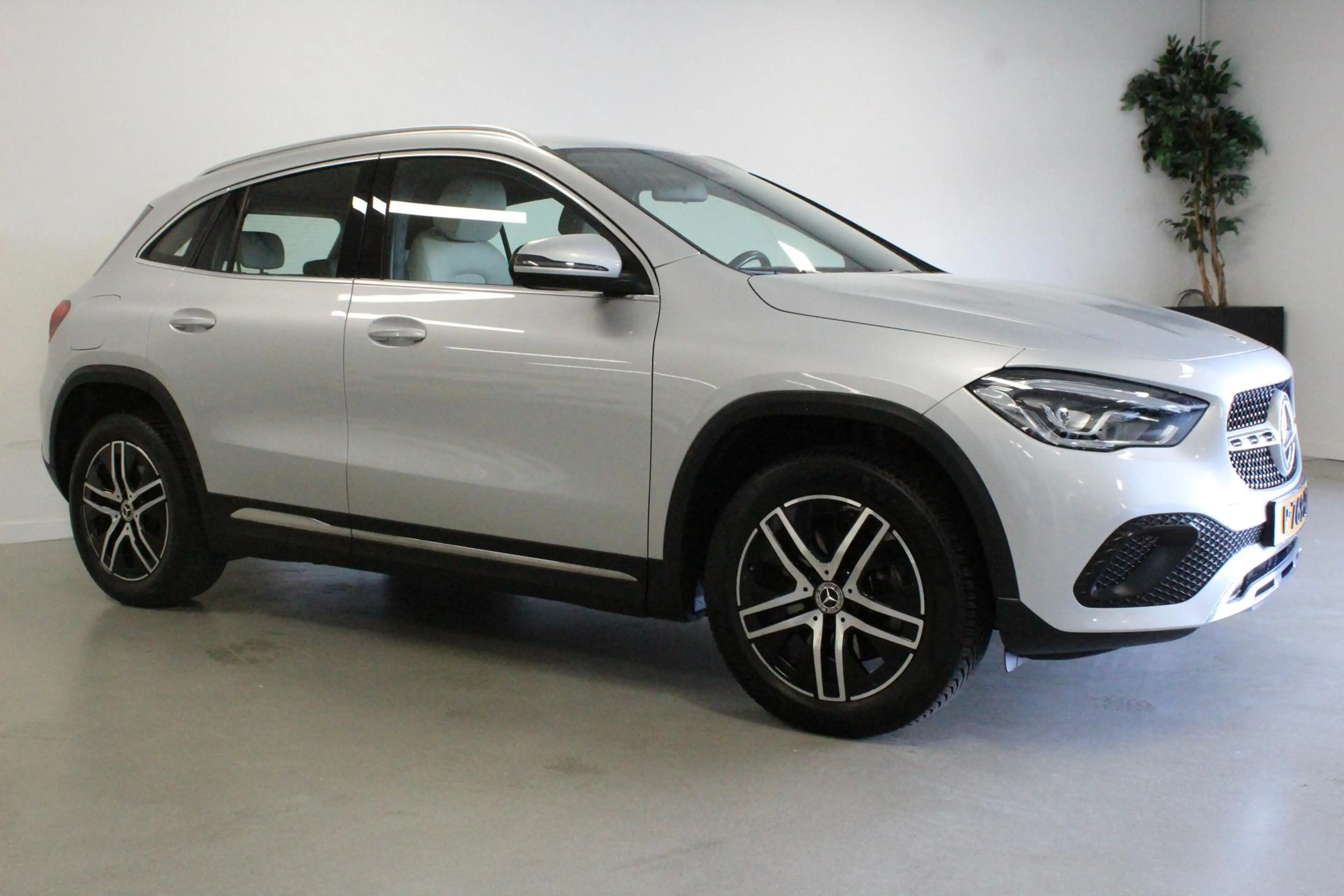 Mercedes-Benz GLA 250 e Progressive | NL-AUTO+N.A.P! | CLIMA | CAMERA | — photo 2