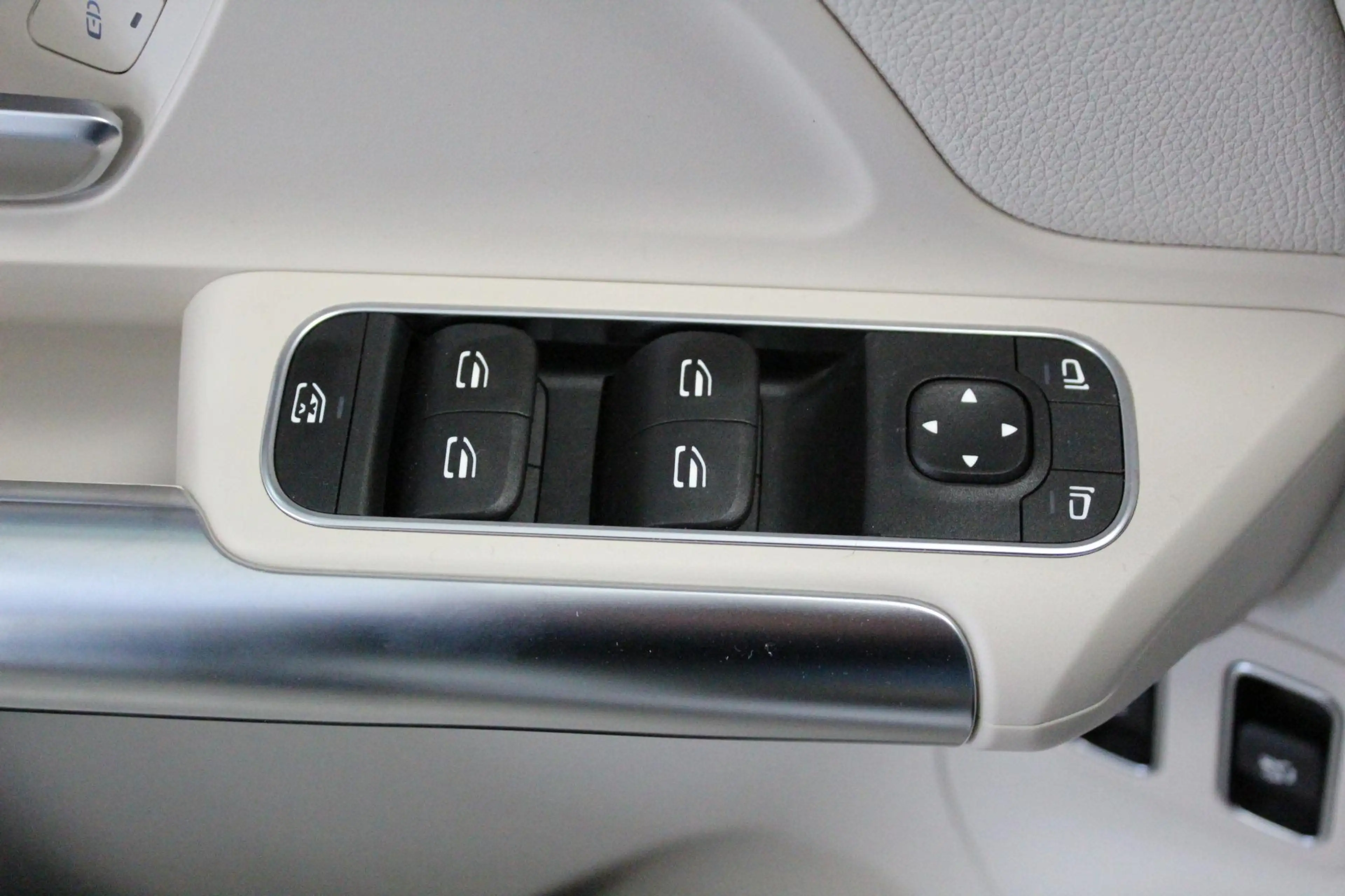 Mercedes-Benz GLA 250 e Progressive | NL-AUTO+N.A.P! | CLIMA | CAMERA | — photo 30