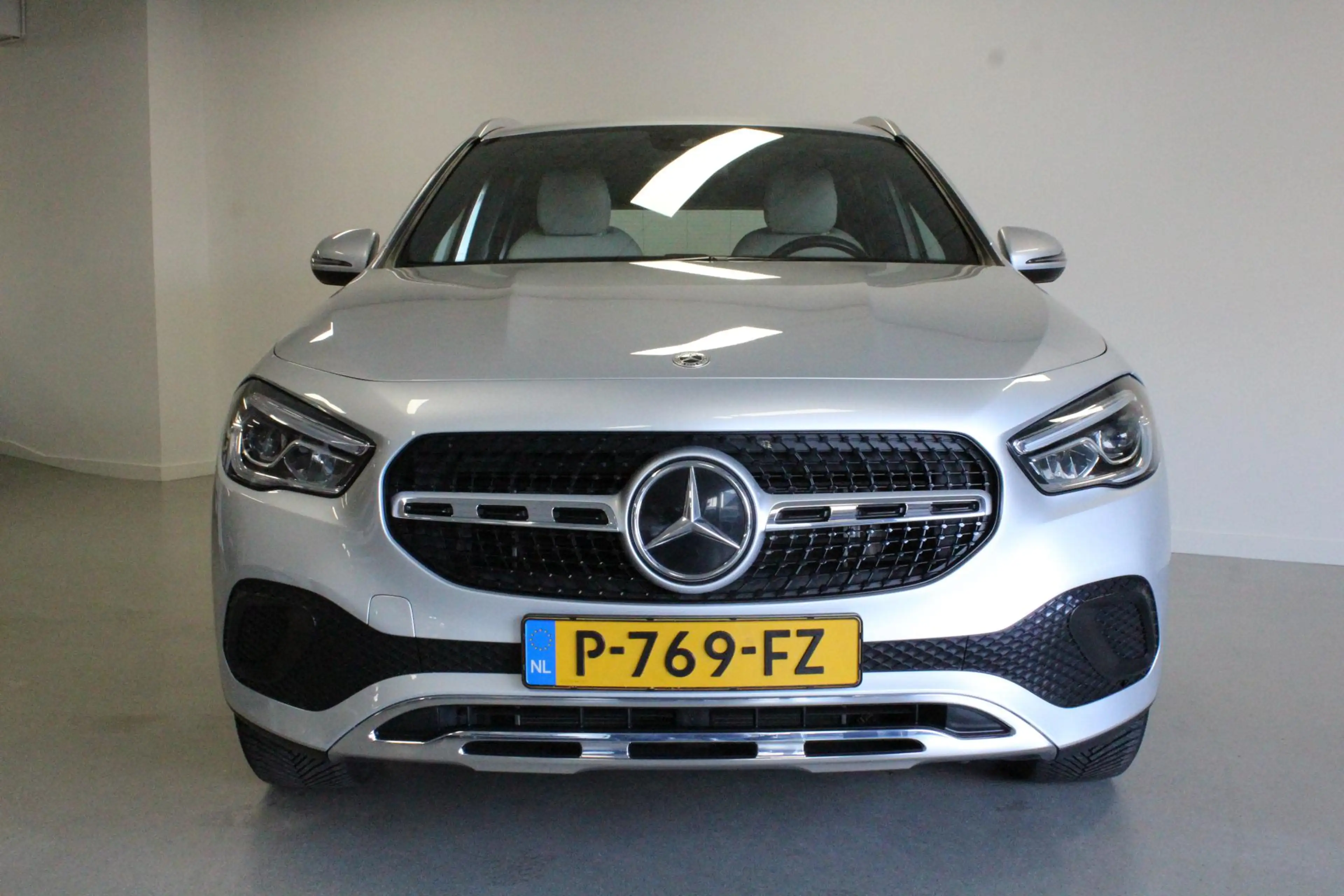 Mercedes-Benz GLA 250 e Progressive | NL-AUTO+N.A.P! | CLIMA | CAMERA | — photo 3