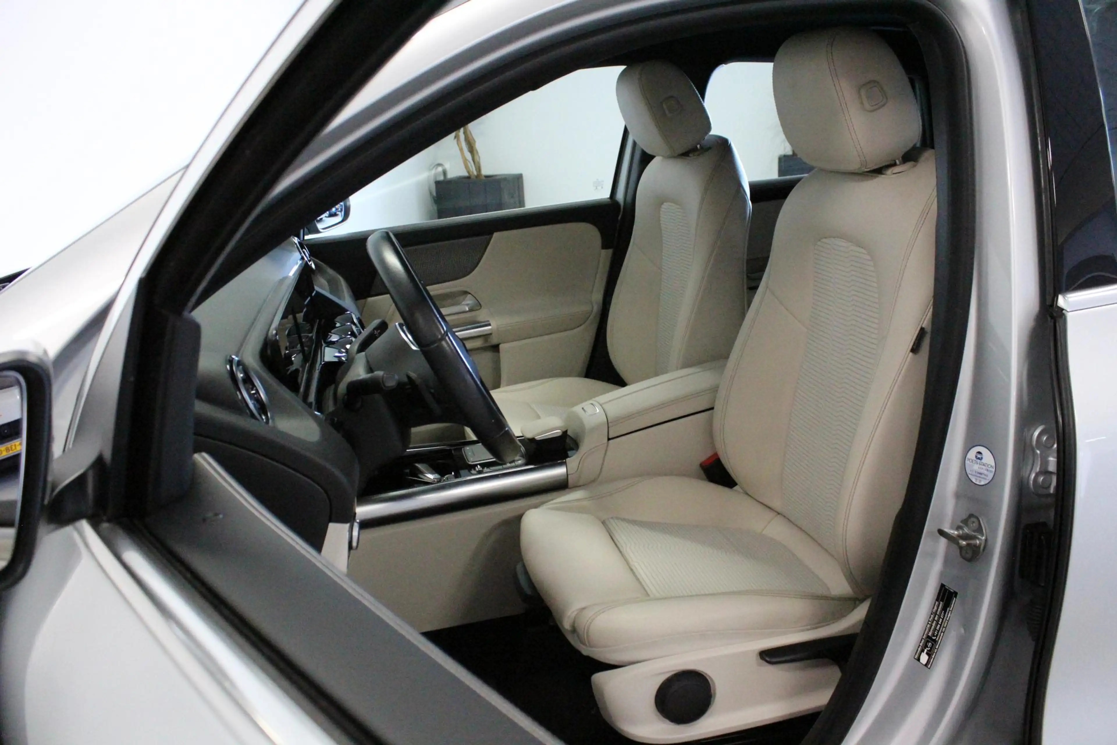 Mercedes-Benz GLA 250 e Progressive | NL-AUTO+N.A.P! | CLIMA | CAMERA | — photo 9