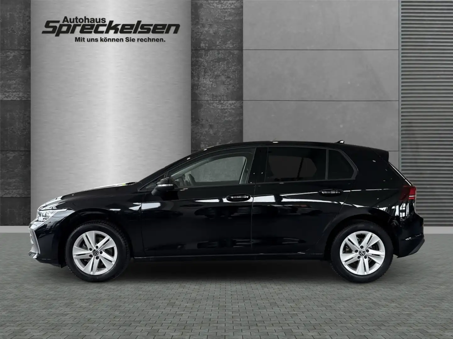 Volkswagen Golf VIII 1.5 eTSI++Life++Aut.++LED plus++Winterpaket Nero - 2