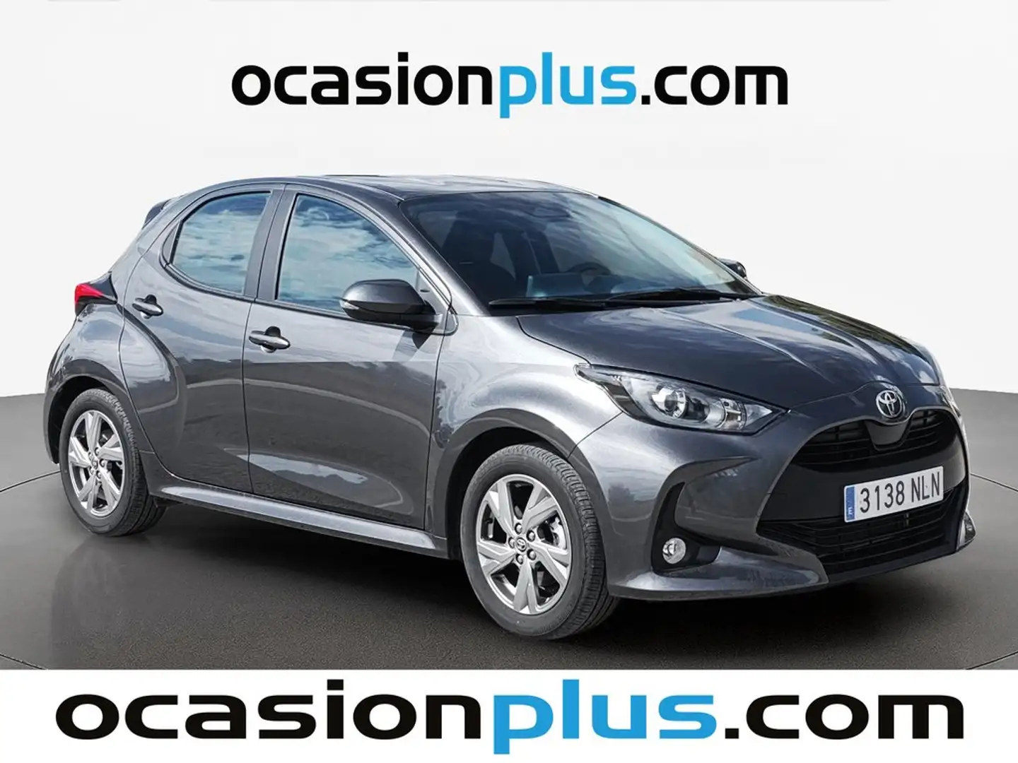 Toyota Yaris 120H 1.5 Active Plus Gris - 2