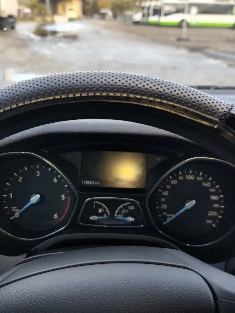 Ford Focus Turnier 1.5 TDCi DPF Start-Stopp-System COOL&CONNE - 2