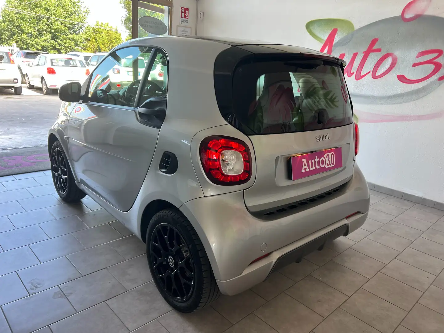 smart forTwo Fortwo 1.0 Brabus Style 71cv twinamic Argento - 2