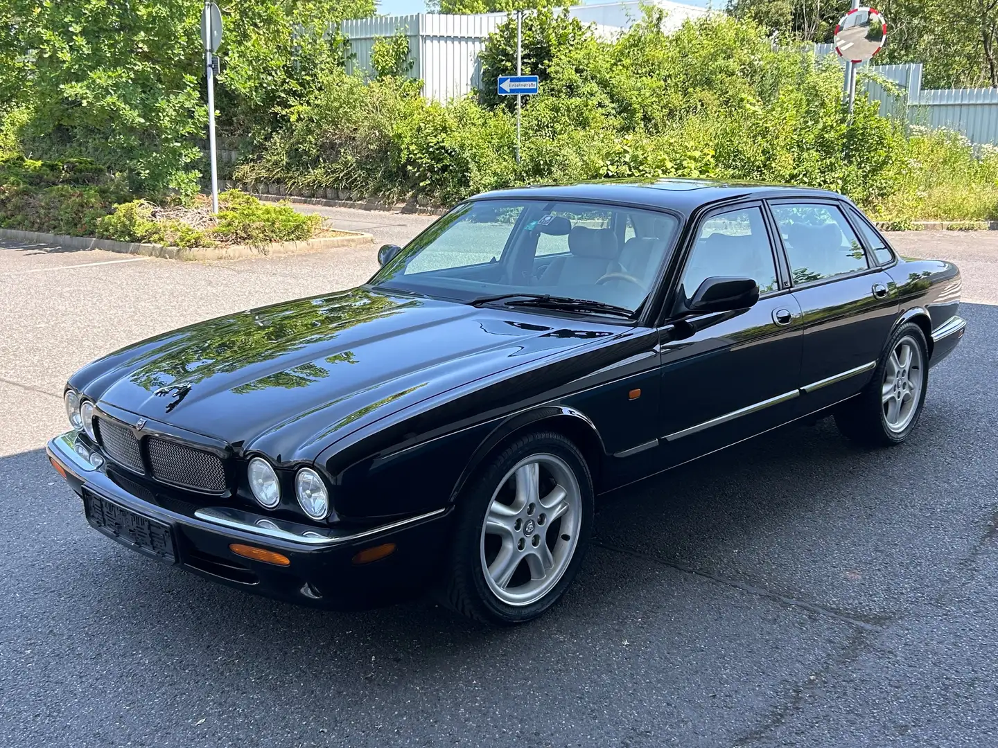 Jaguar XJR 4.0 KOMPRESSOR Czarny - 1