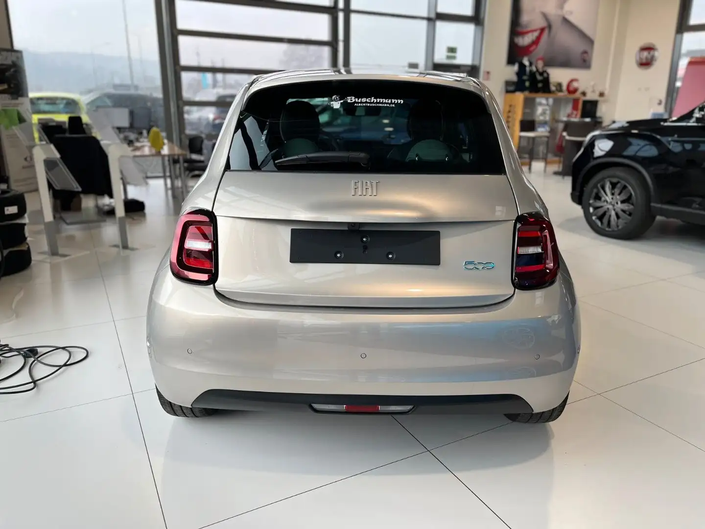 Fiat 500e FIAT 500e Giorgio Armani Collectors Edition 2025 Beige - 2