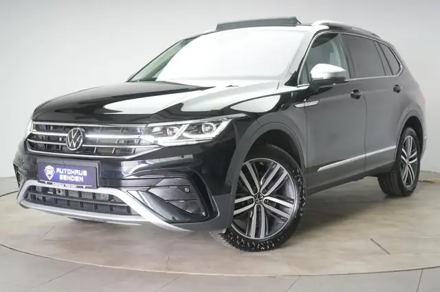 Volkswagen Tiguan Allspace view 3