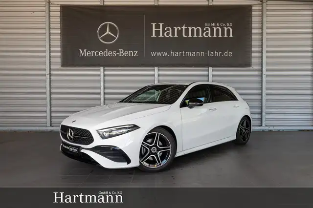 Mercedes-Benz A 200 AMG Night Multibeam KeylGo Totwinkel AMG Line KeylessGo/Styling/Autom./Klima/Park Assist./Sitzhzg./MF Lenkrad/L R Sensor
