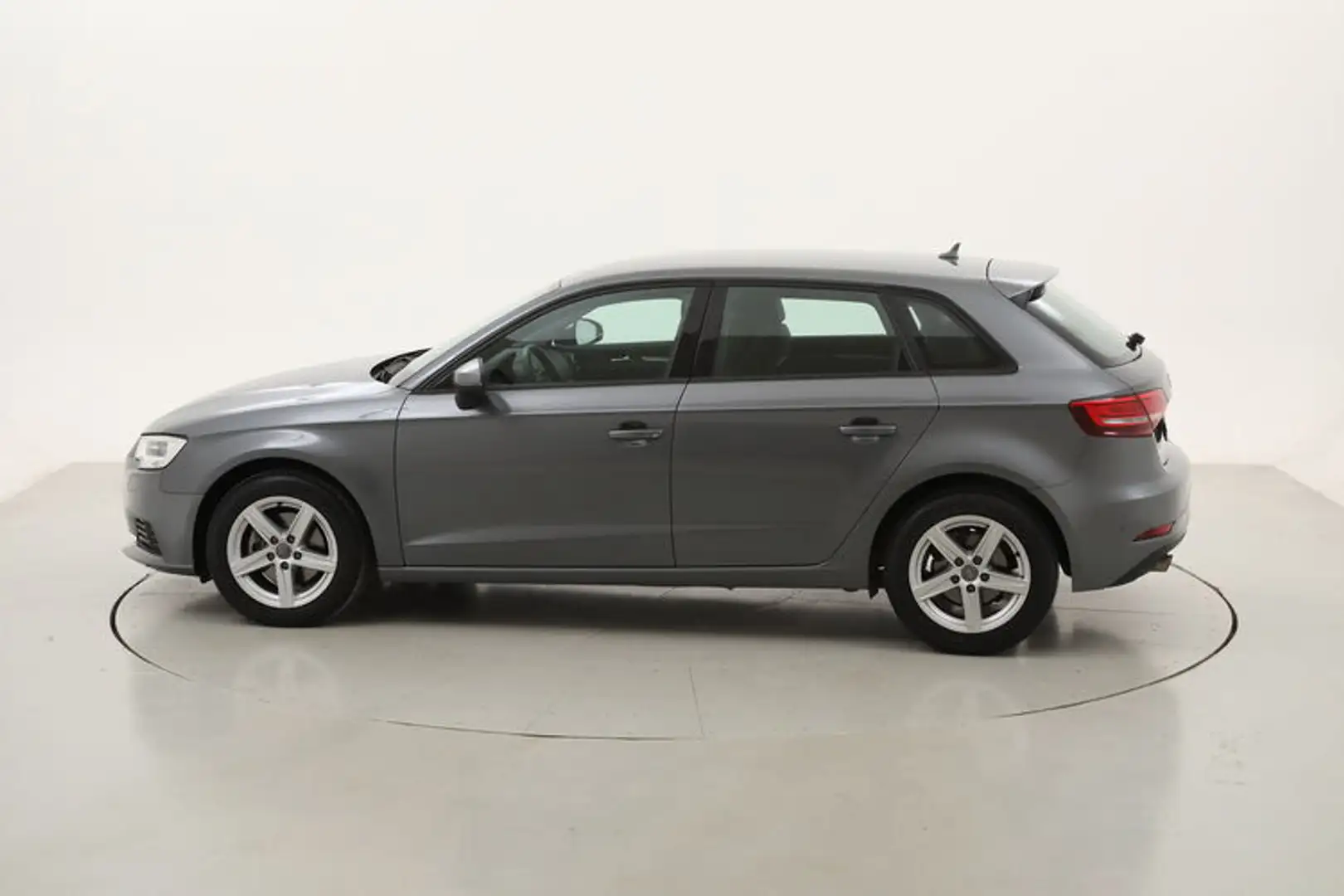 Audi A3 SPB Business 1.6 Diesel 116CV Szürke - 2