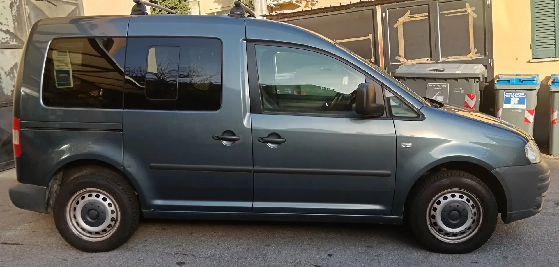 Volkswagen Caddy Life 1.9 Diesel Grigio - 2