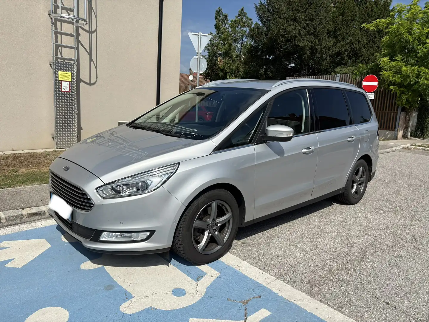 Ford Galaxy 2,0 Ecoboost  Titanium Aut. - 2