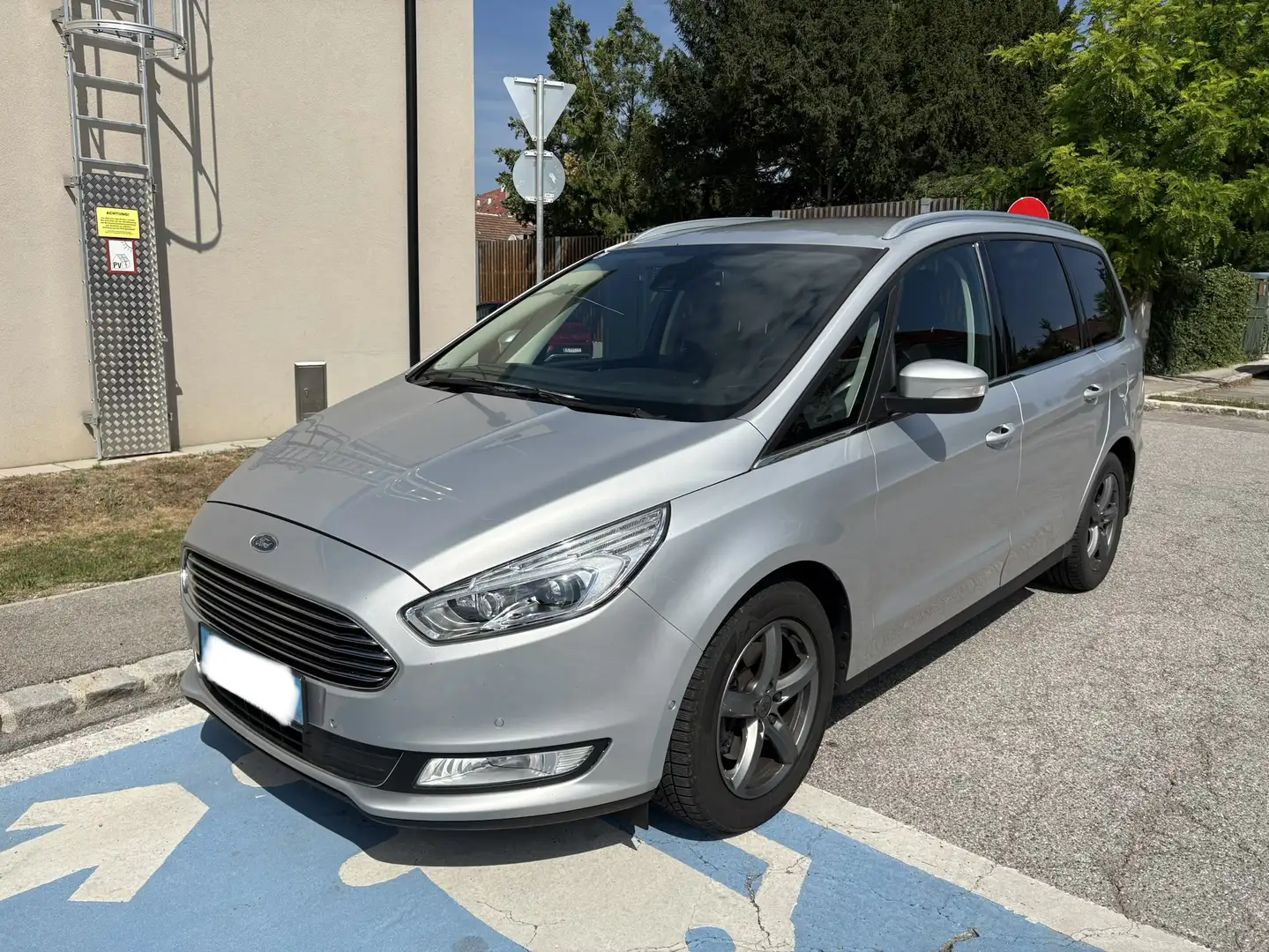 Ford Galaxy 2,0 Ecoboost  Titanium Aut. - 1