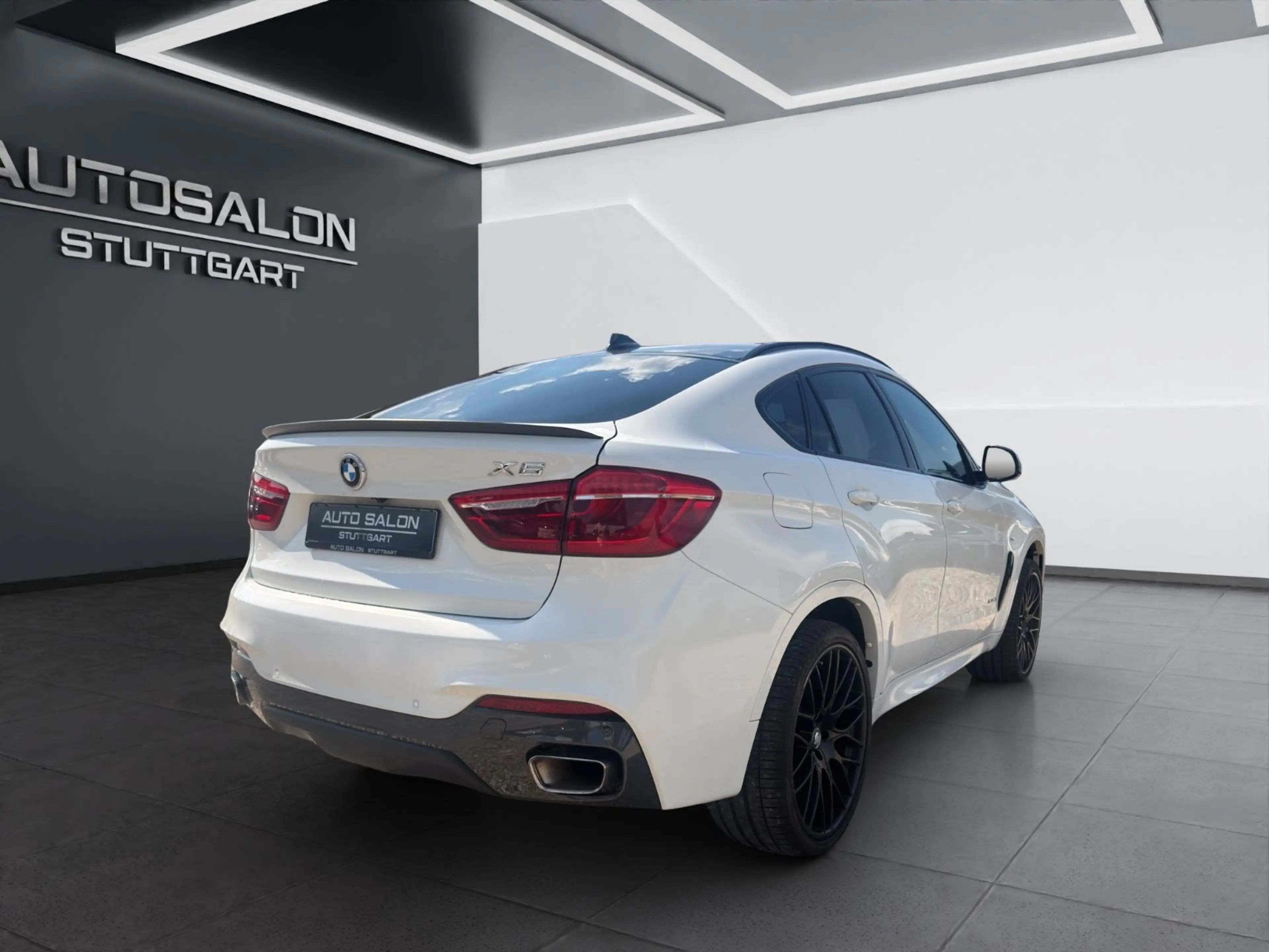 BMW X6 xDrive 40d M-Paket *LED*ACC*H-UP*R-KAM*NAVI* — photo 8