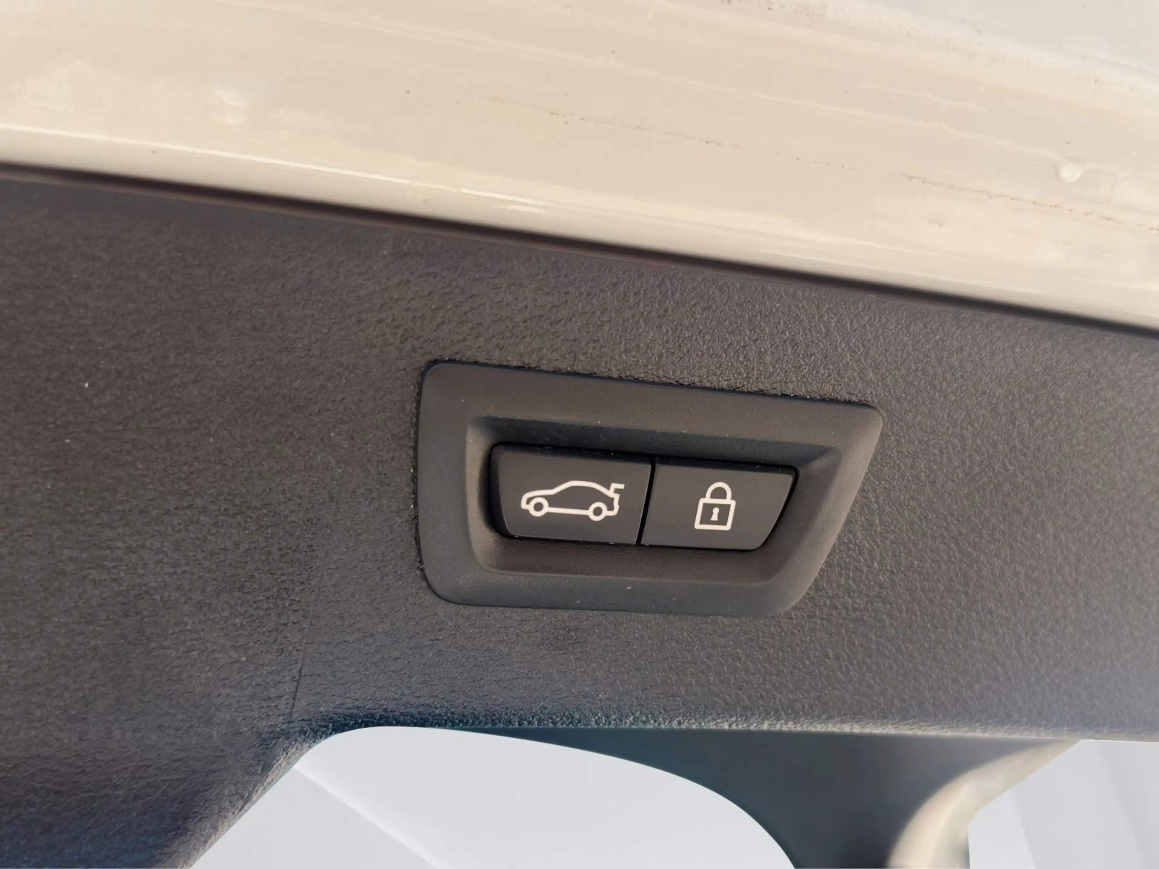 BMW X6 xDrive 40d M-Paket *LED*ACC*H-UP*R-KAM*NAVI* — photo 12