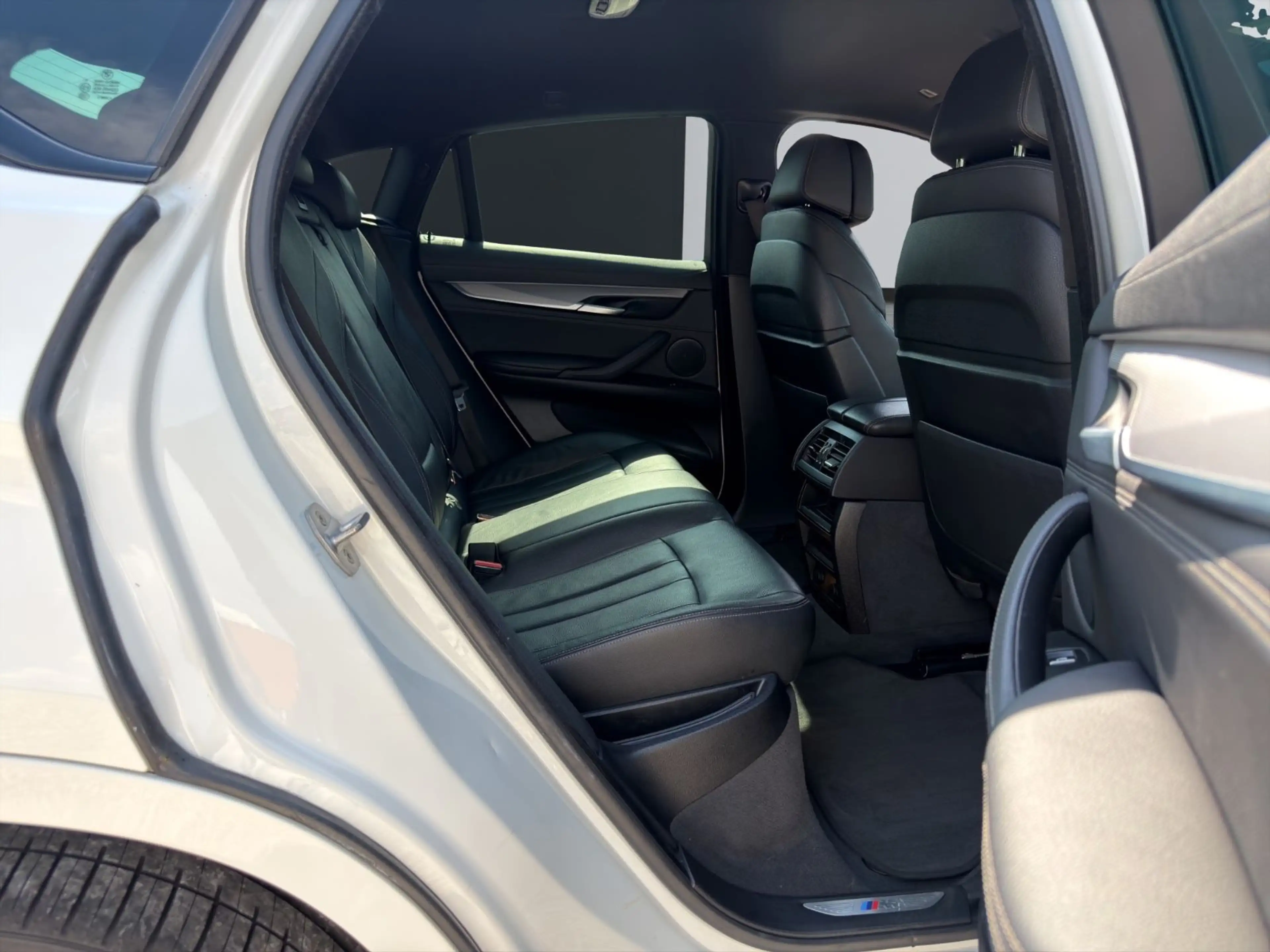 BMW X6 xDrive 40d M-Paket *LED*ACC*H-UP*R-KAM*NAVI* — photo 13
