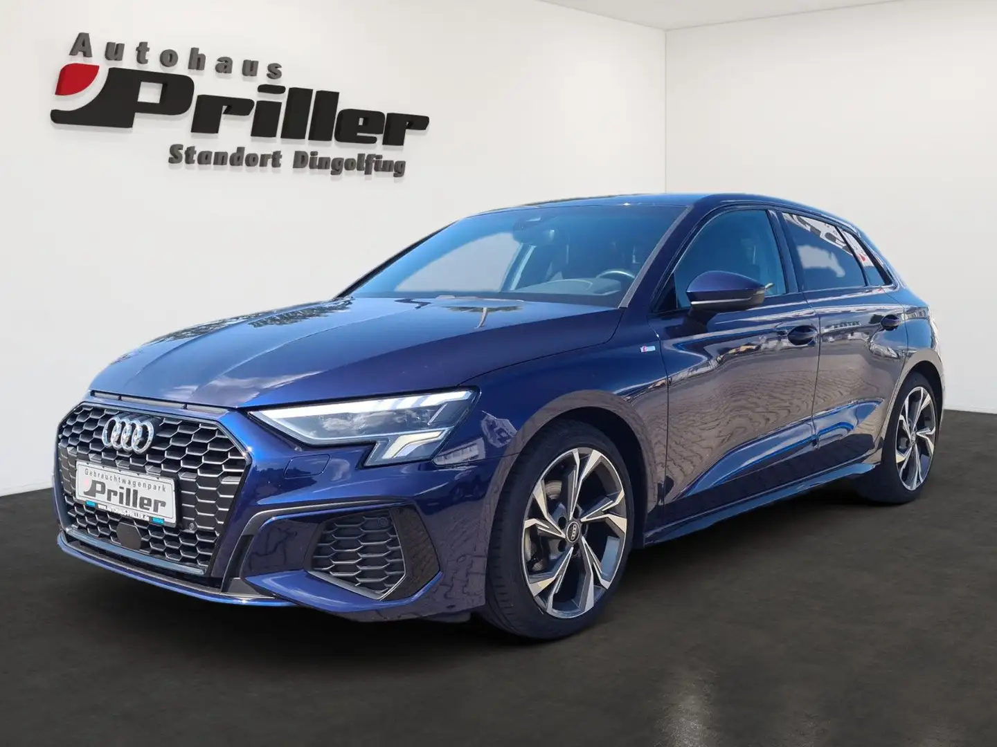 Audi A3 Sportback 30TDI DSG S-Line/LED/DAB/MMI/ Blau - 1