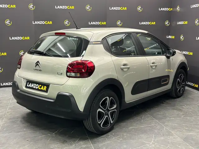 Citroen C3 view 4