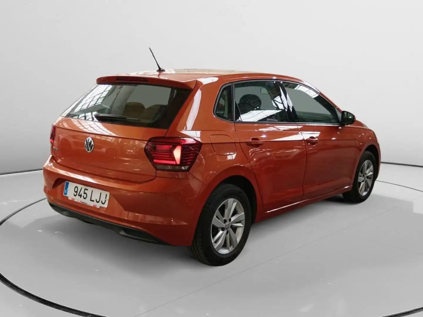 Volkswagen Polo 1.0 TSI Advance 70kW Naranja - 2