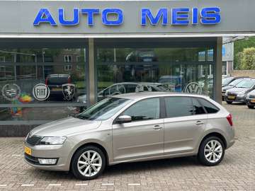1.6 TDI Greentech Elegance Businessline Navi Airco