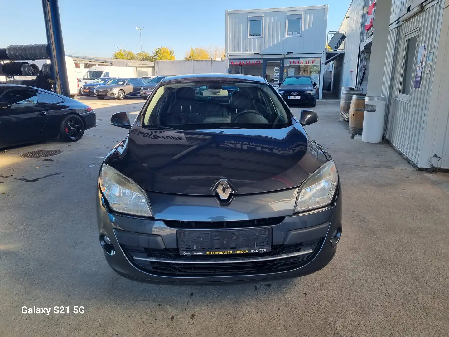 Renault Megane Privilege 1,6 Grau - 2