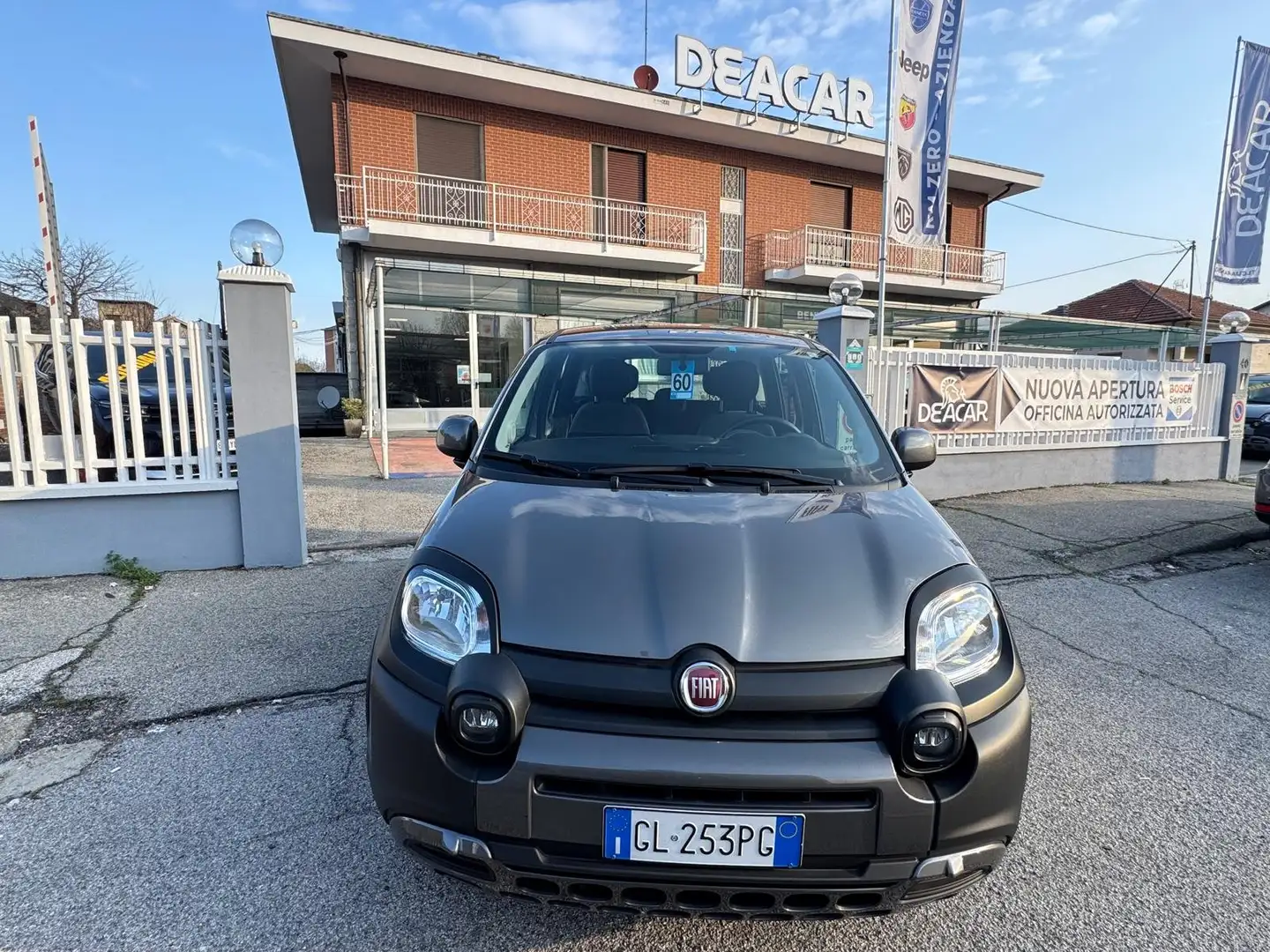 Fiat Panda Panda 1.0 firefly hybrid City Cross s Grijs - 1
