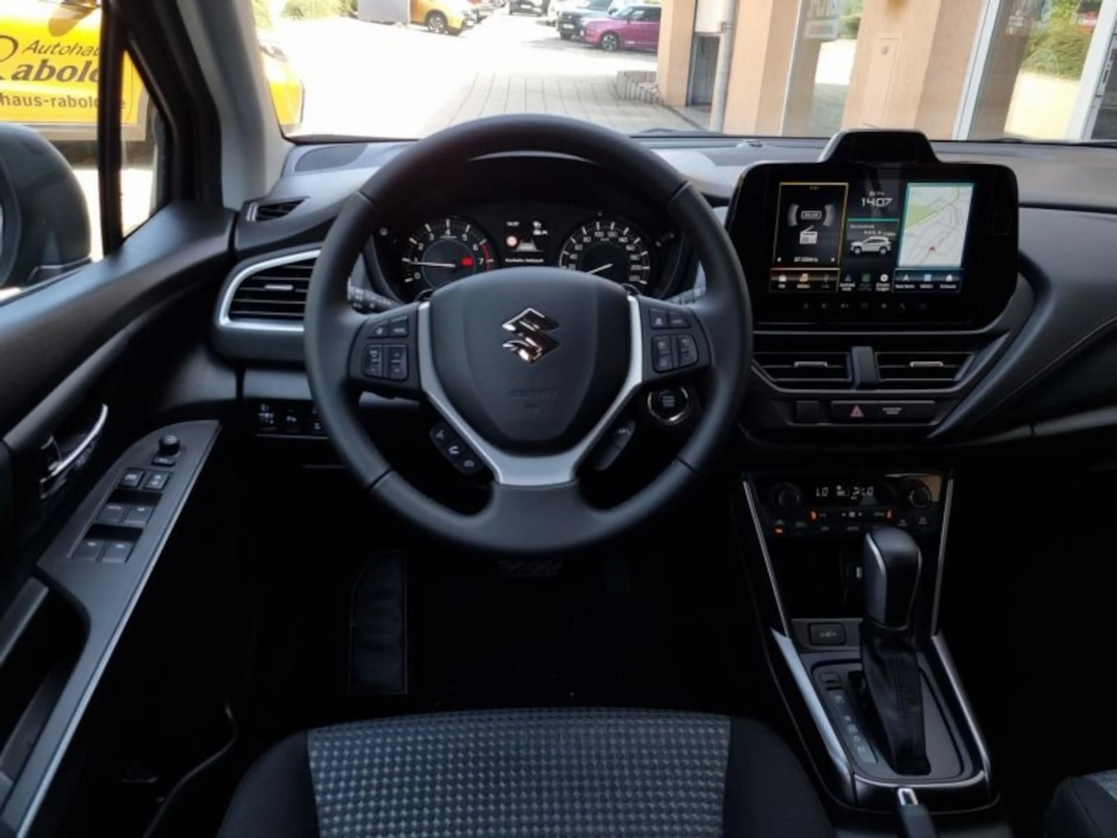 Suzuki S-Cross Comfort Automatik *Jahreswagen* — photo 12