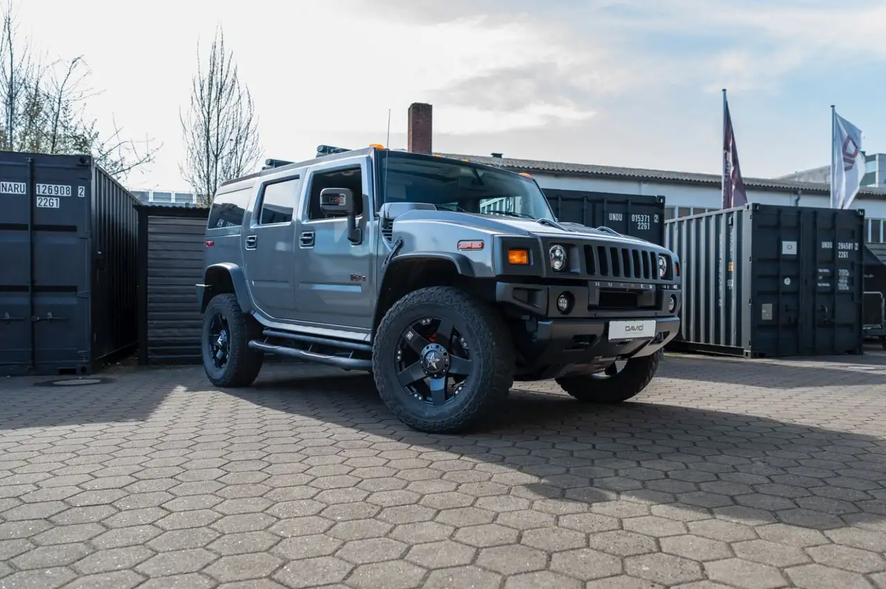 HUMMER H2