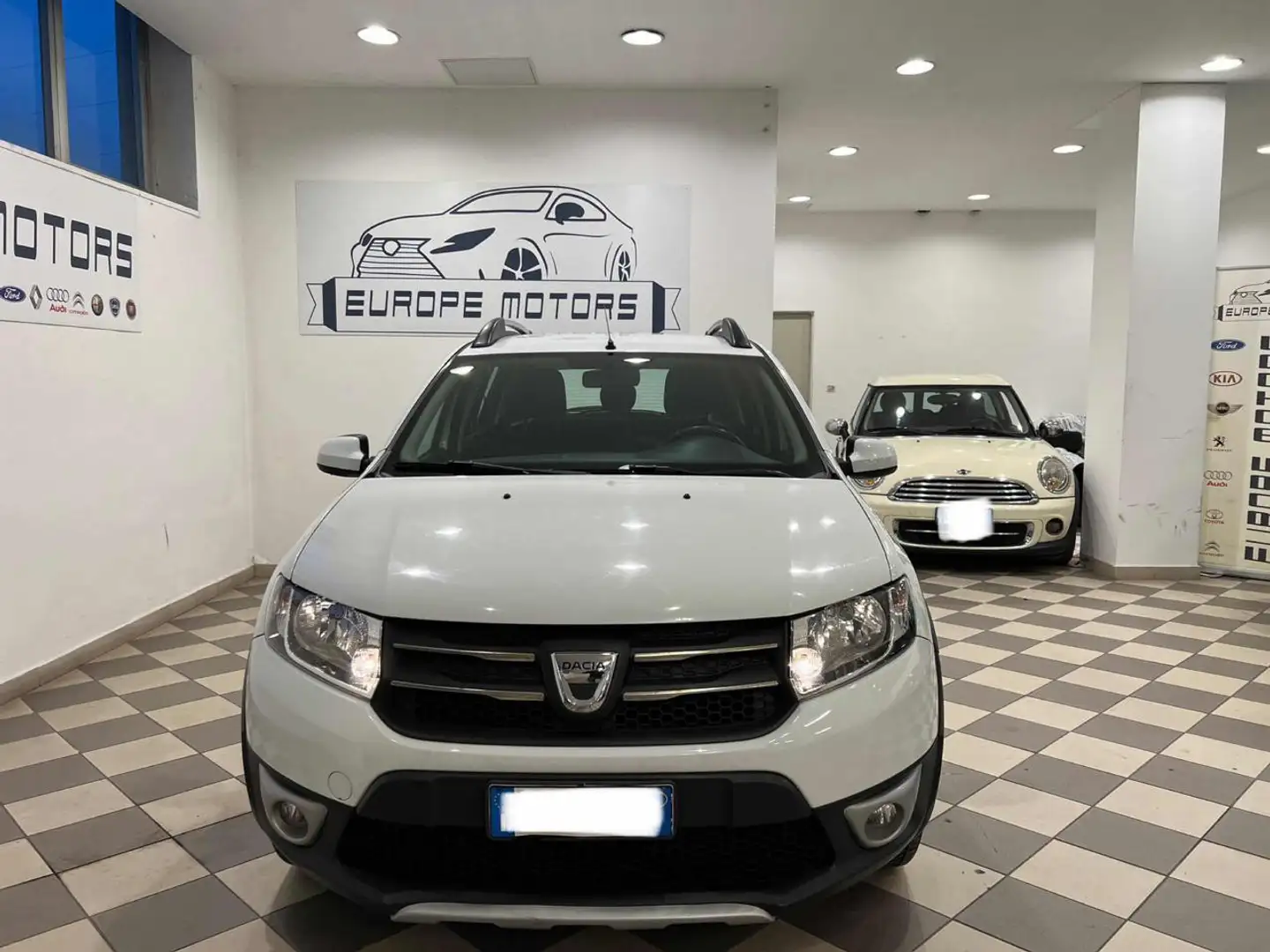 Dacia Sandero Stepway 0.9 TCe 12V TurboGPL 90CV Start&Stop Bianco - 1
