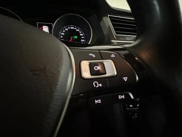 Volkswagen Tiguan view 14