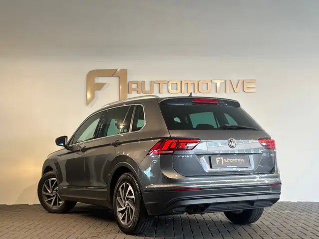 Volkswagen Tiguan view 8
