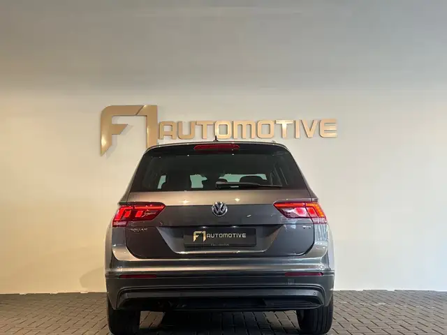 Volkswagen Tiguan view 11