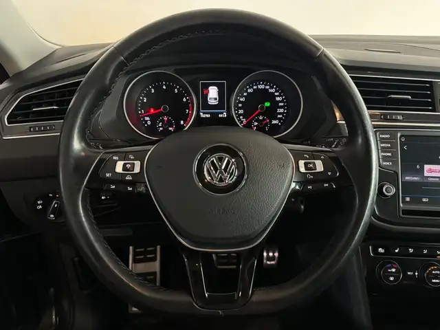 Volkswagen Tiguan view 13