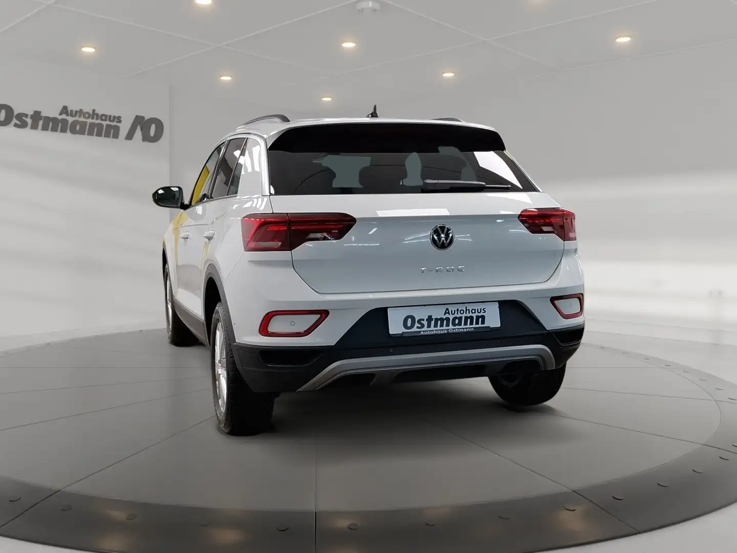Volkswagen T-Roc 1.0 TSI Life SHZ CarPlay Klima Navi Weiß - 2