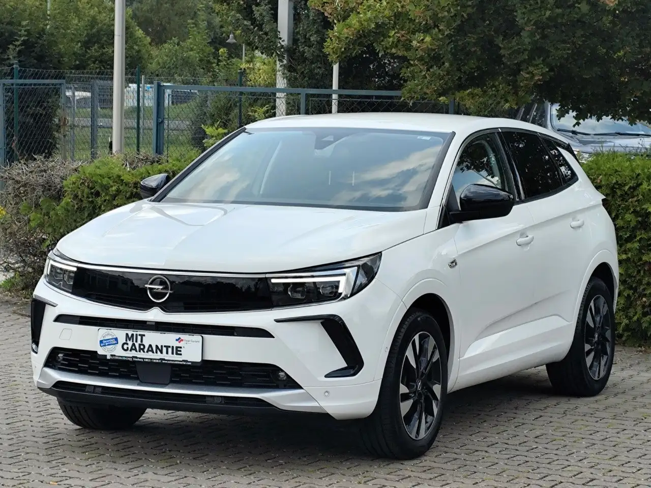 Opel Grandland 1.5 D Automatik Elegance, миниатюра 2