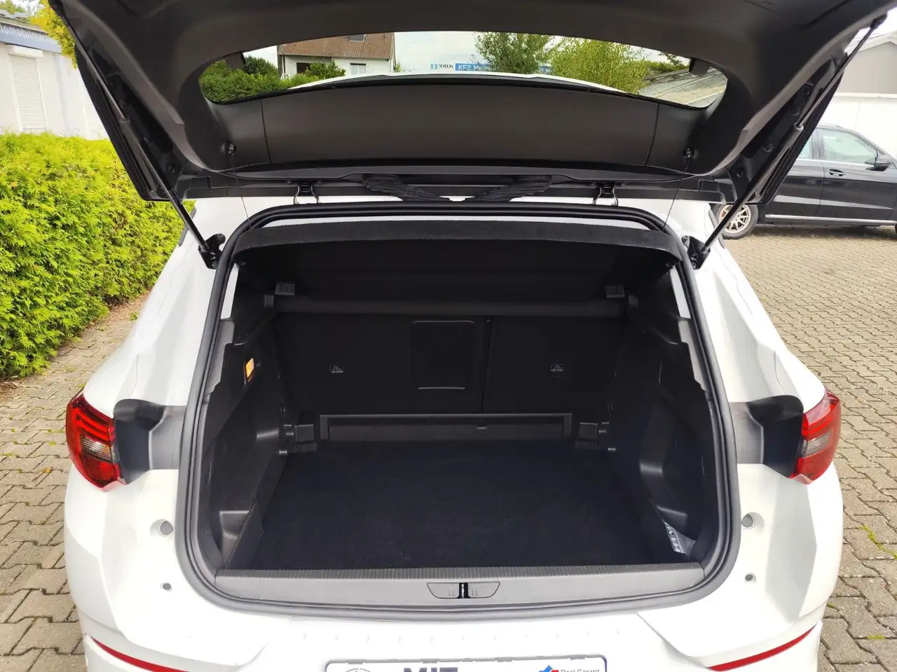 Opel Grandland 1.5 D Automatik Elegance, миниатюра 10