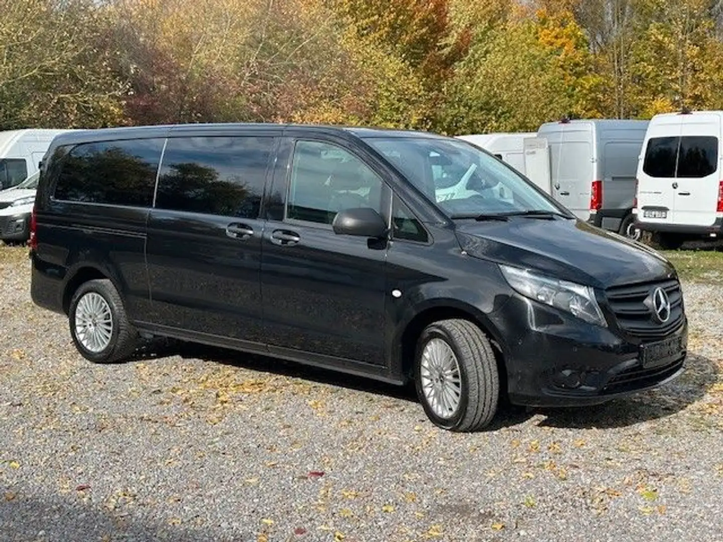 Mercedes-Benz Vito Tourer 114 4x4 Extralang 9Sitze 2xKlima Schwarz - 1