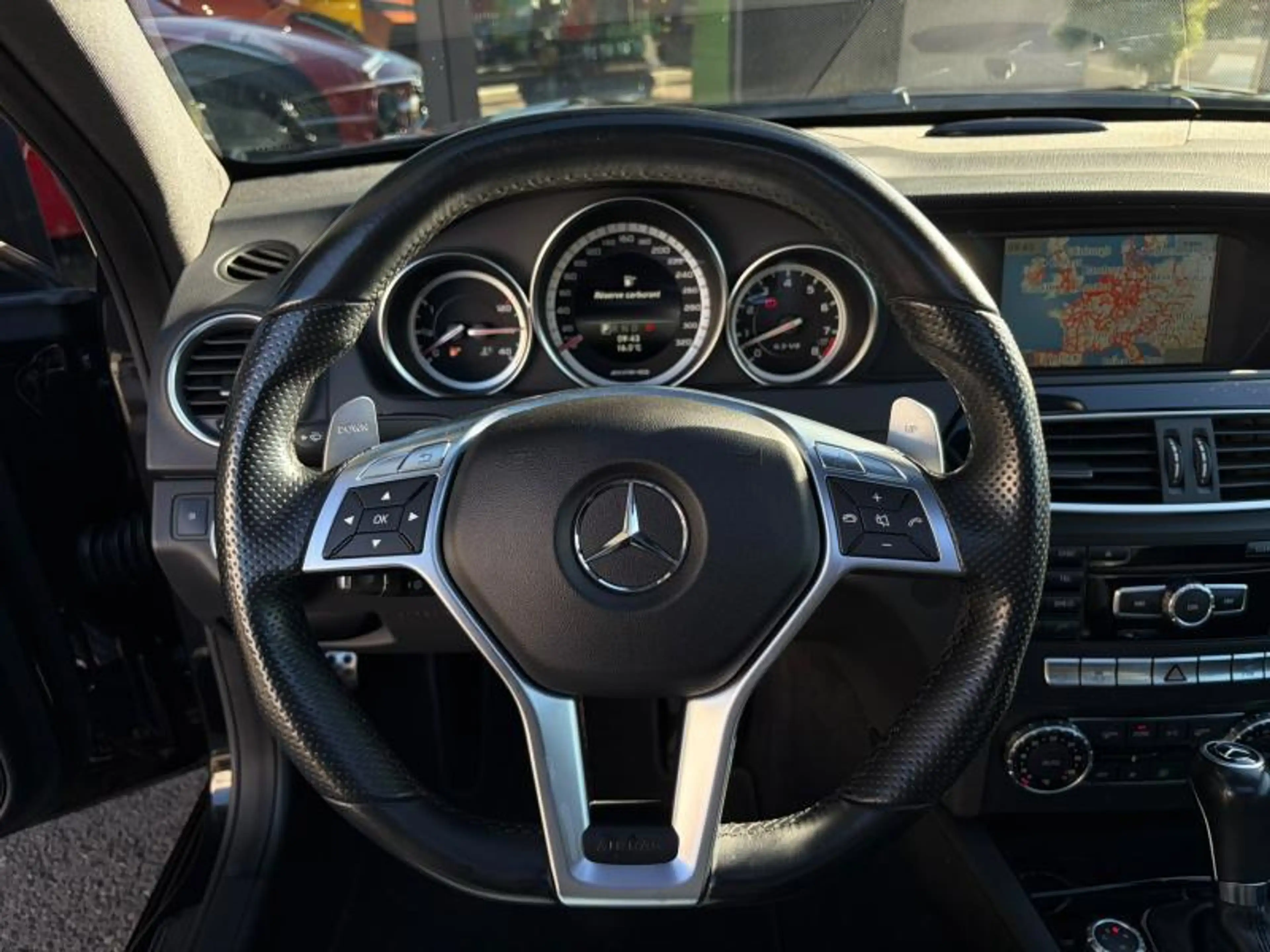 Mercedes-Benz C 63 AMG Classe C 63 AMG V8 457ch/Toit Ouvrant/Camera/Sièg — photo 12