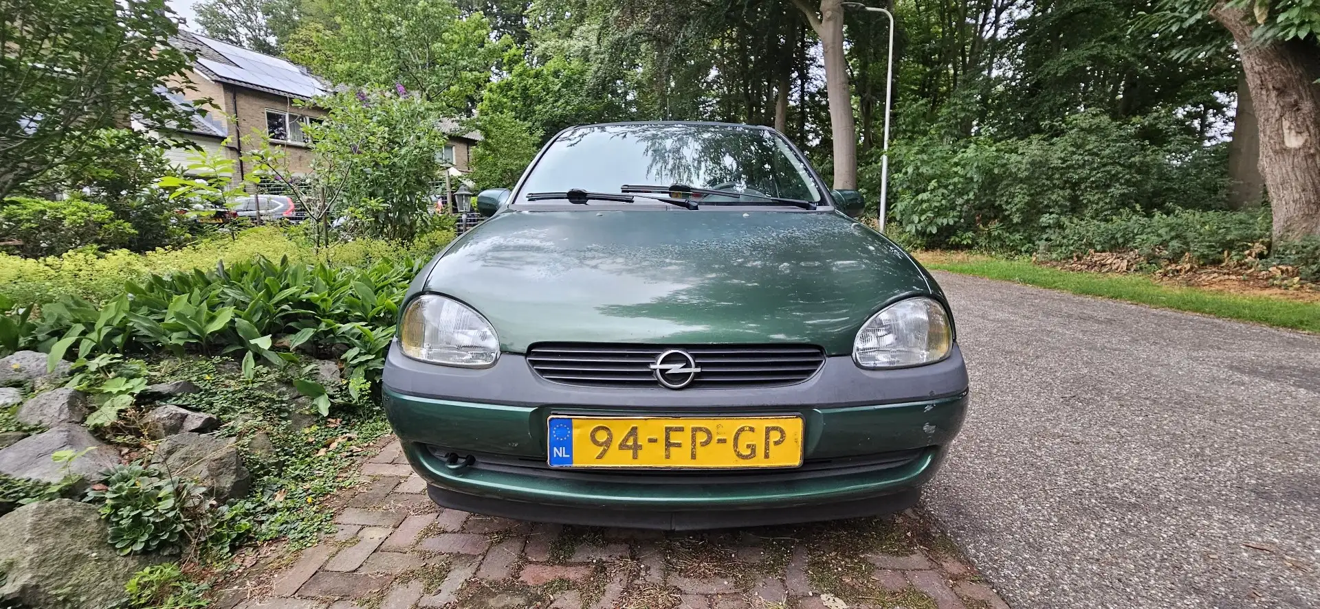 Opel Corsa B 1.2 16V Verse APK Vert - 1