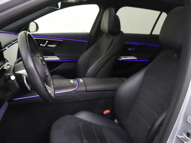 Mercedes-Benz E-Class view 11