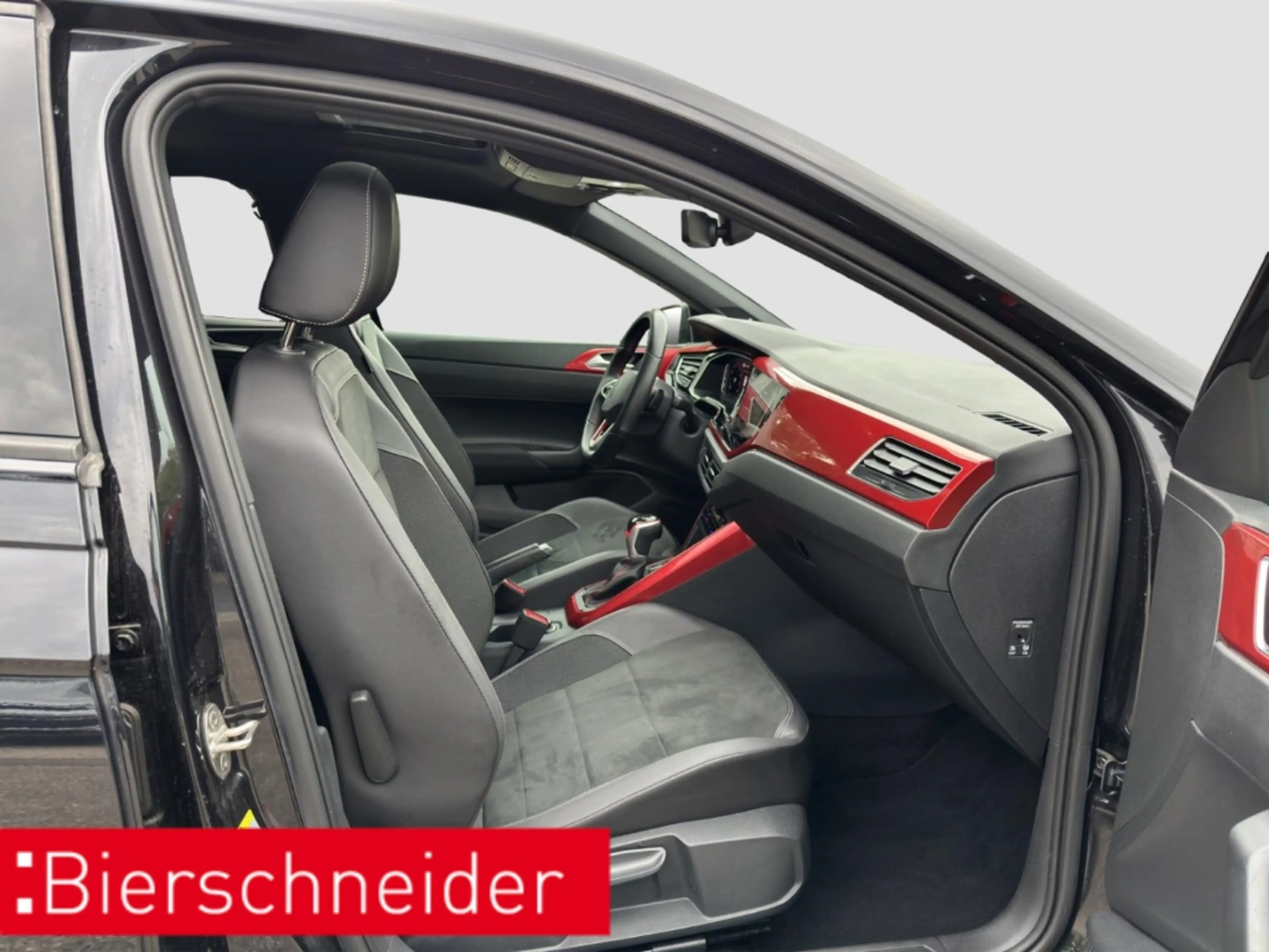 Volkswagen Polo GTI 2.0 TSI DSG PANO KAMERA IQ.LIGHT ACC — photo 15