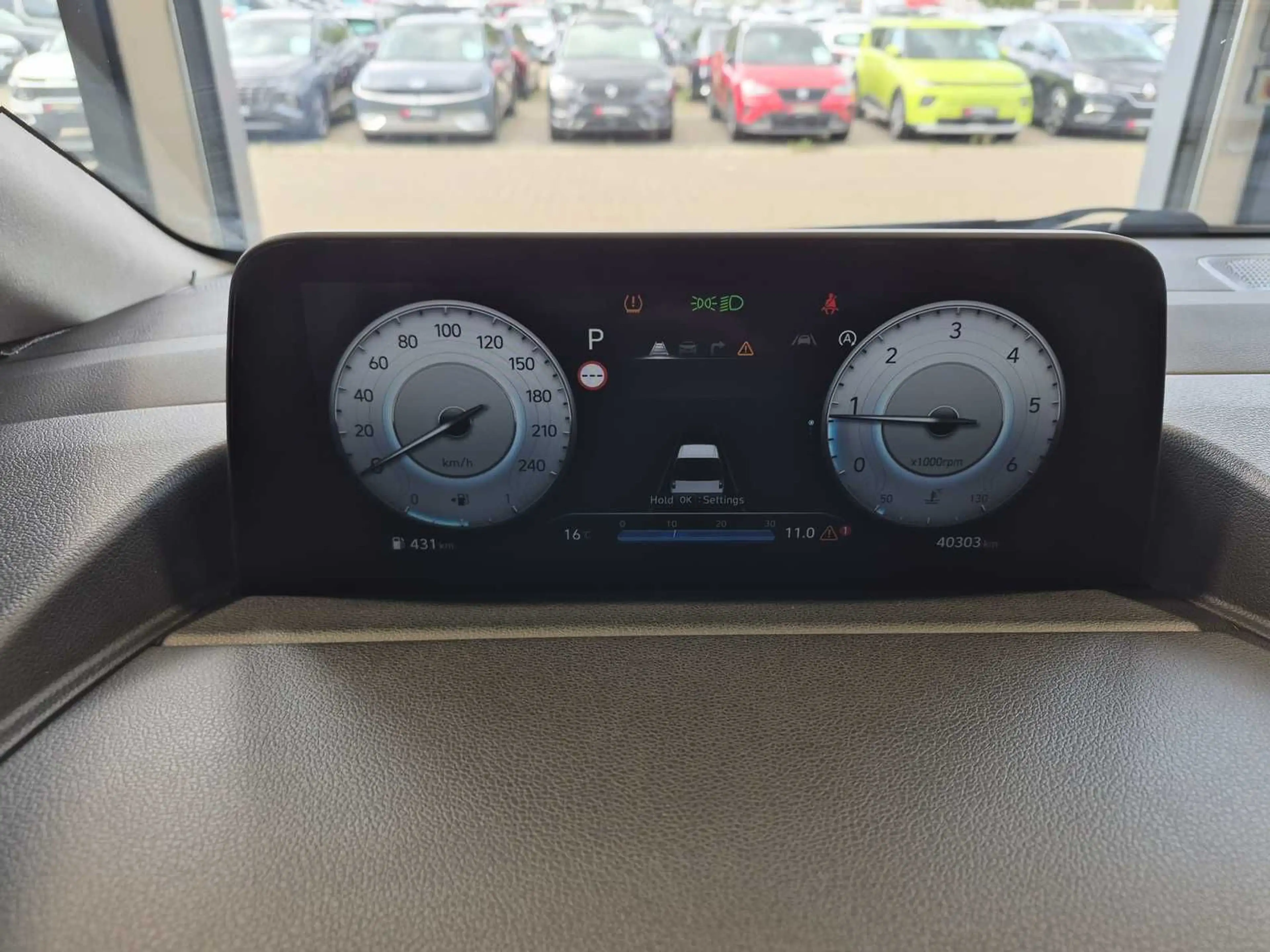 Hyundai STARIA 2.2 CRDi Signature 7-Sitzer|4WD|Pano — photo 7