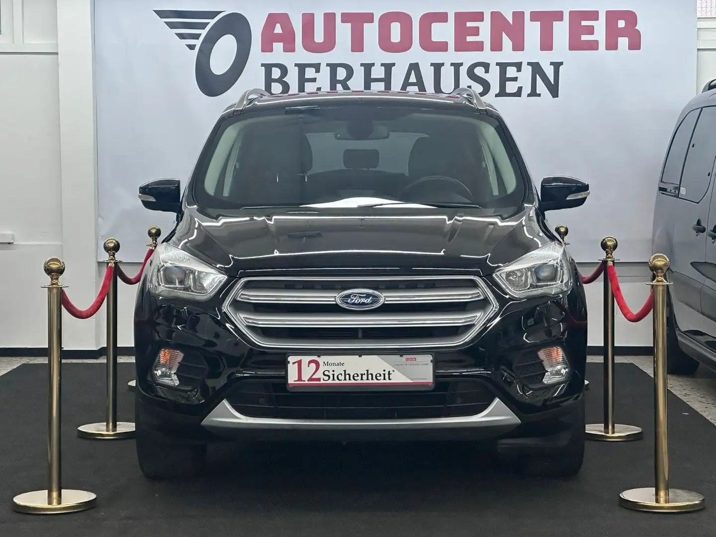 Ford Kuga Titanium 1.5 EcoBoost*NAVI+PDC*GARANTIE* Schwarz - 1