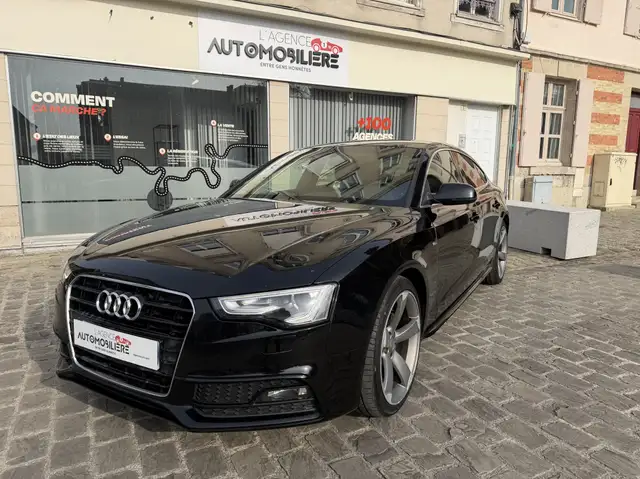 Audi A5 2.0 TDi 16V FAP 143 cv Sline garantie 12 mois
