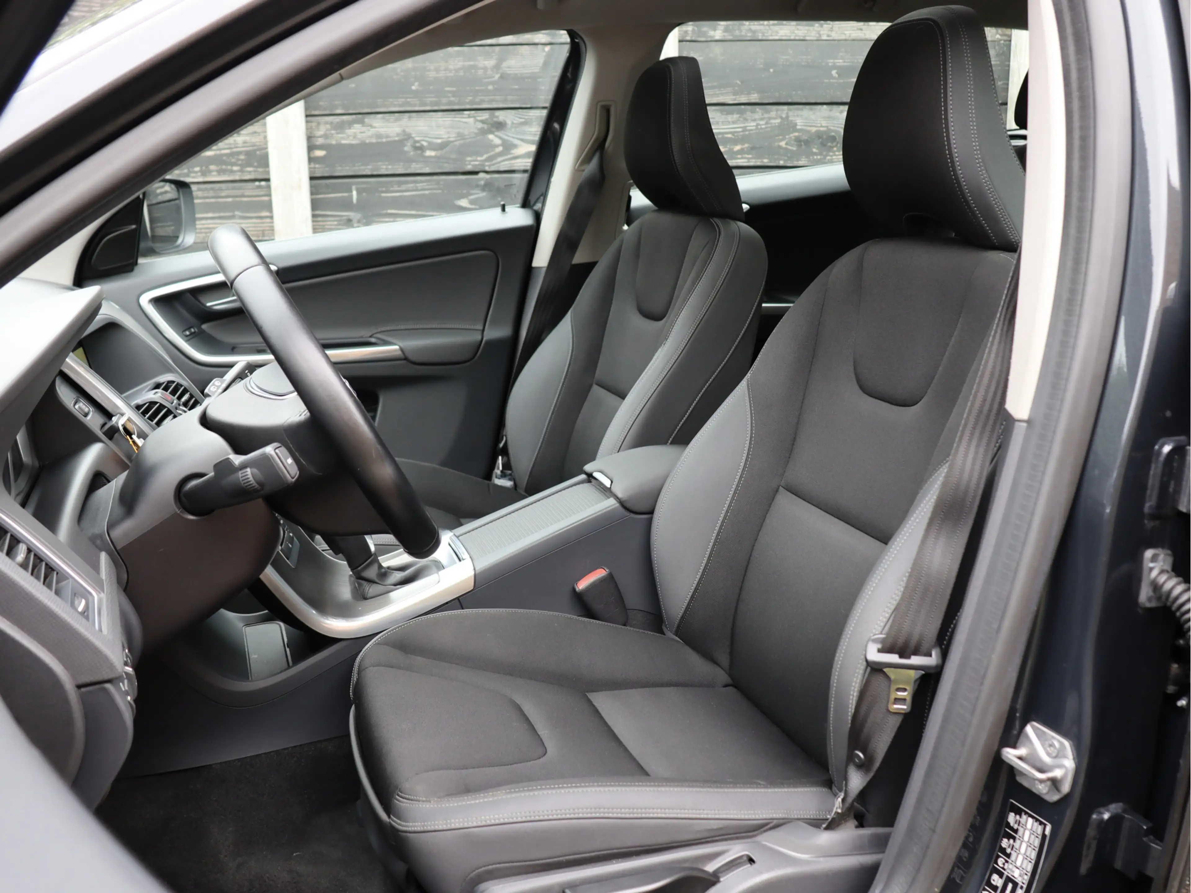 Volvo XC60 2.0 T5 FWD Summum NL-auto, nieuwe distr. — photo 8