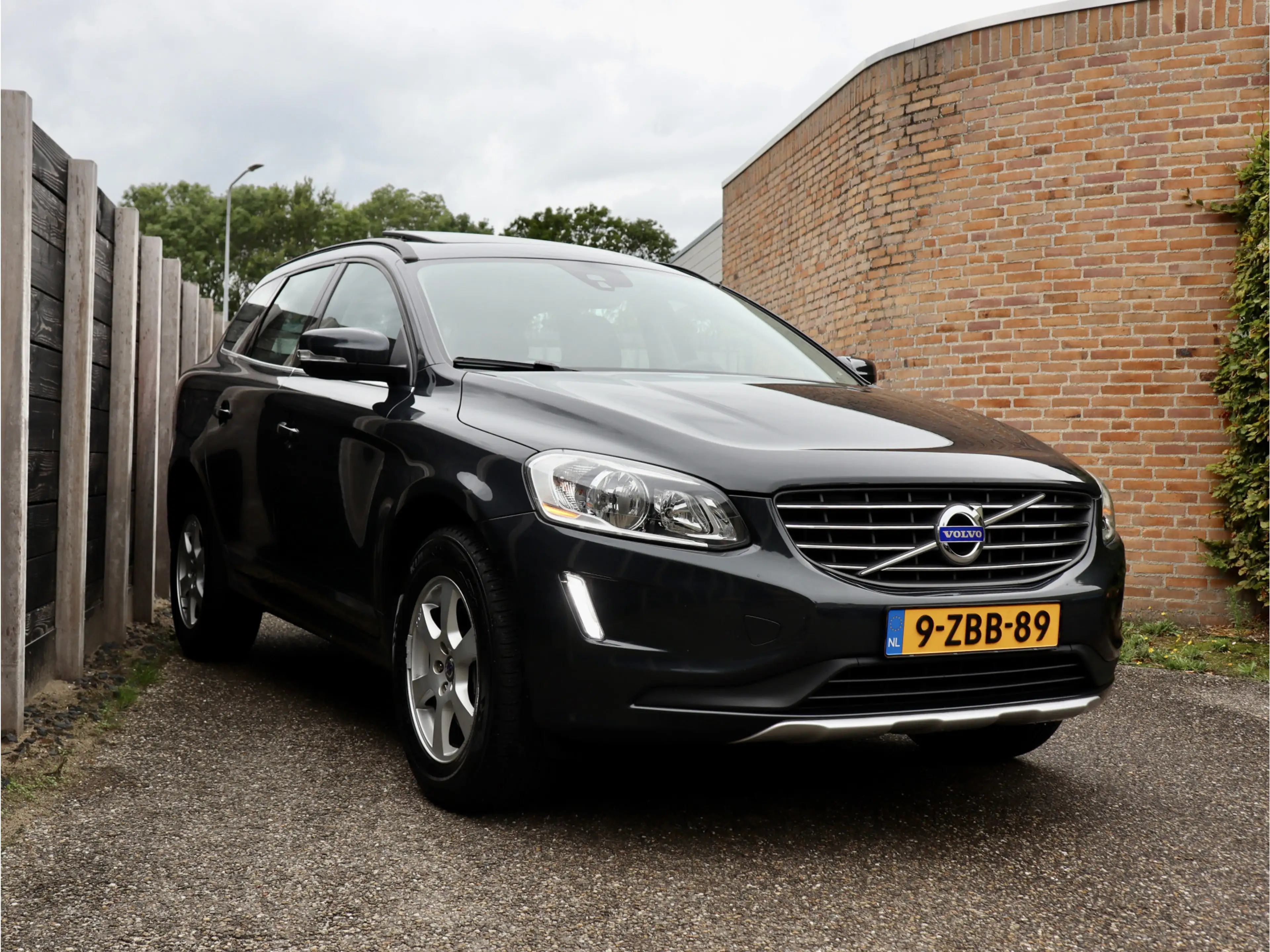 Volvo XC60 2.0 T5 FWD Summum NL-auto, nieuwe distr. — photo 4