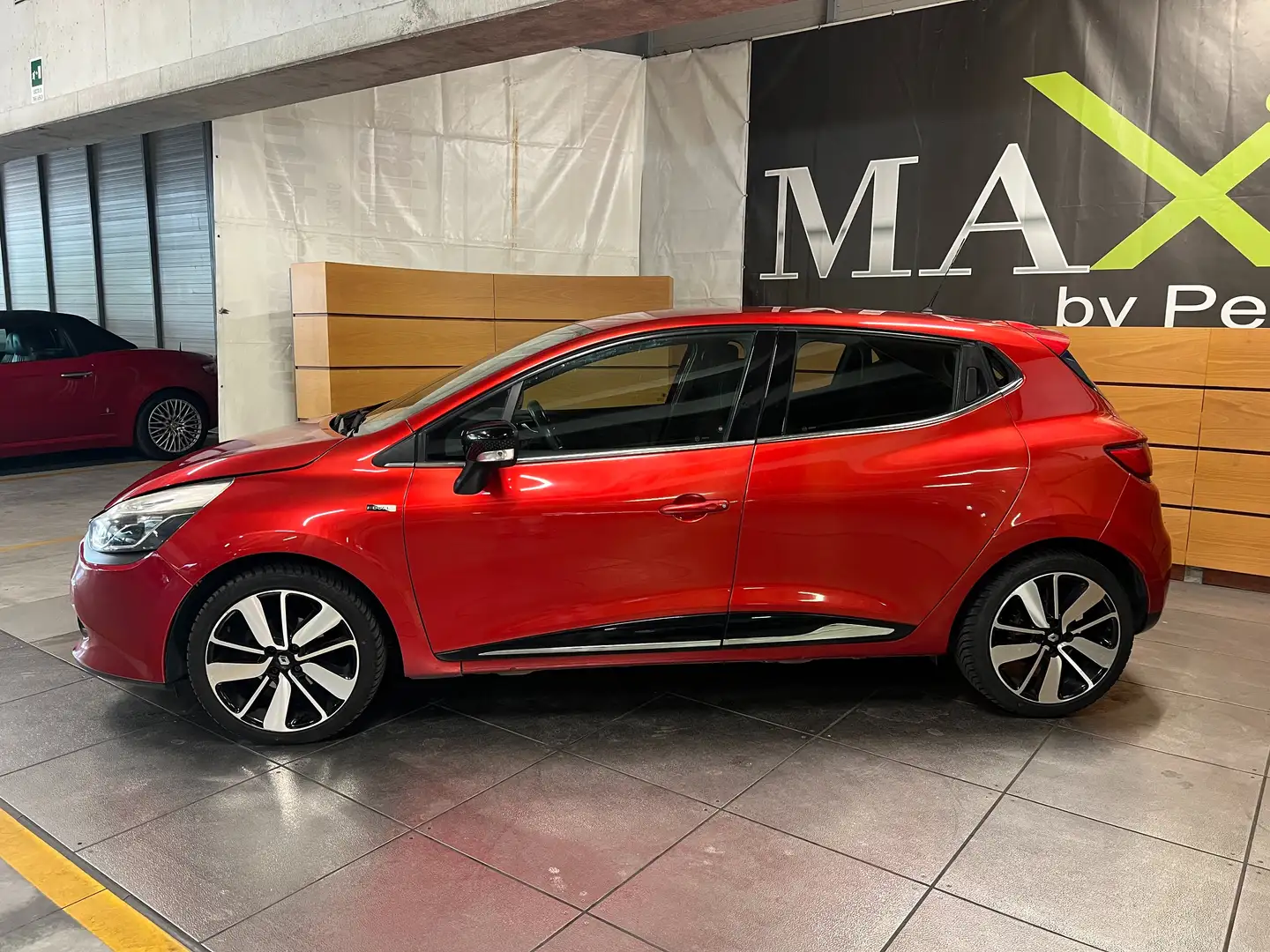 Renault Clio Clio 5p 1.5 dci energy Duel 90cv Rood - 2