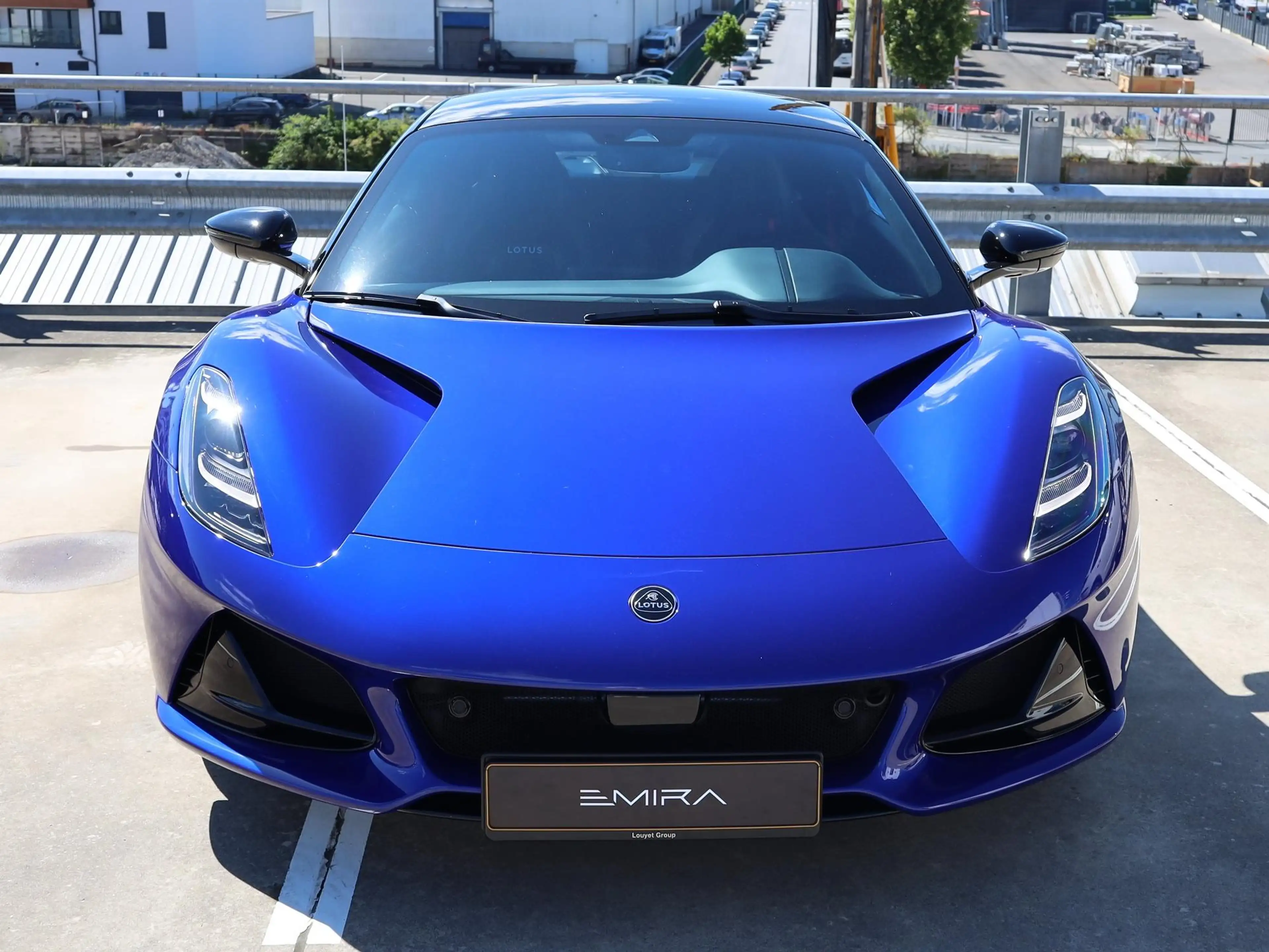 Lotus Emira V6 SE — photo 2