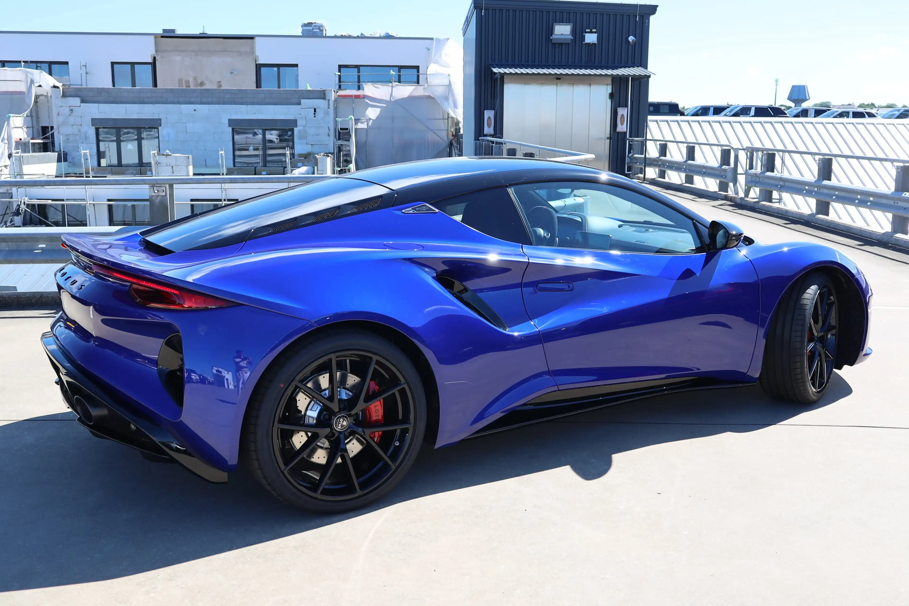 Lotus Emira V6 SE — photo 4