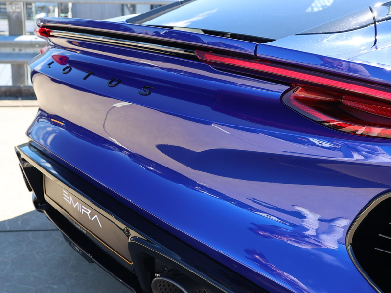 Lotus Emira V6 SE — photo 6